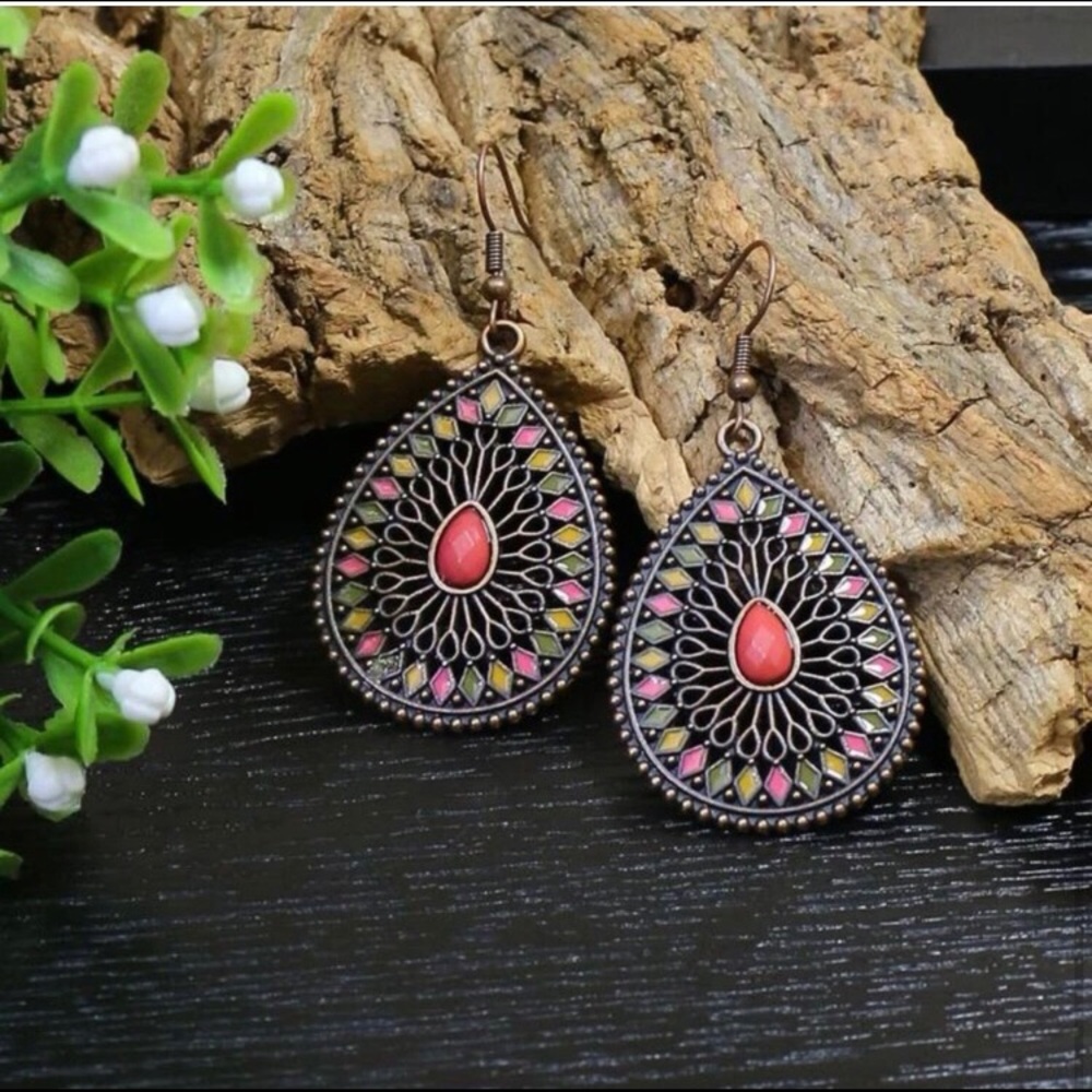 🎉LAST PAIR🎉Bohemian colorful drop hoop earrings - Picture 4 of 4